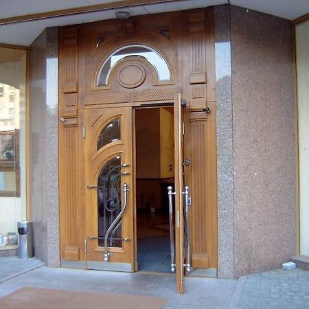 Attache Hotel Kiev Extérieur photo