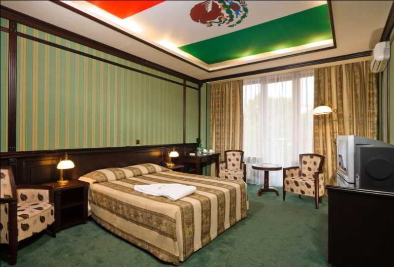 Attache Hotel Kiev Extérieur photo