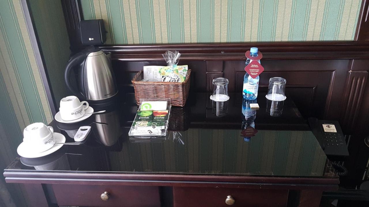 Attache Hotel Kiev Extérieur photo