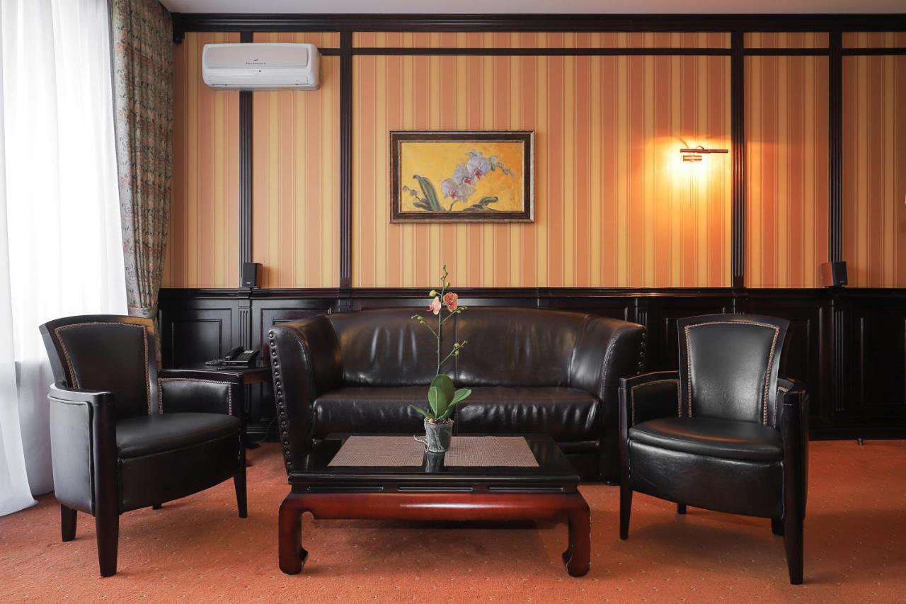 Attache Hotel Kiev Extérieur photo
